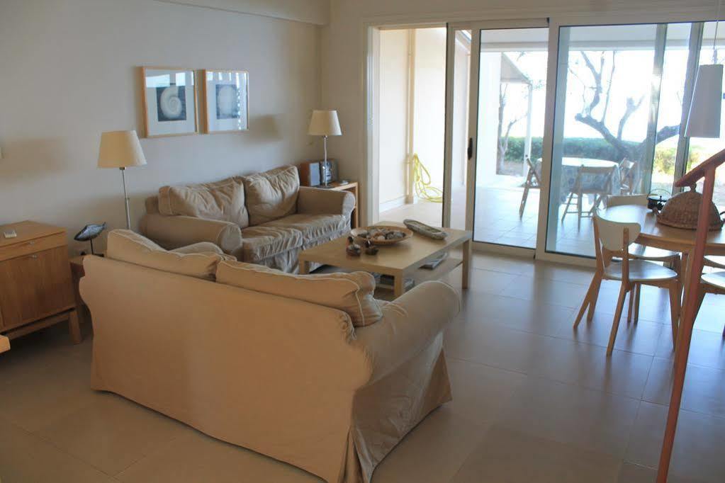 Avia Holiday Homes Avía Exterior foto